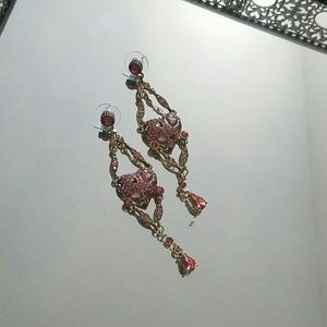 SWEETHEART CHANDELIER BETSEY JOHNSON EARRINGS