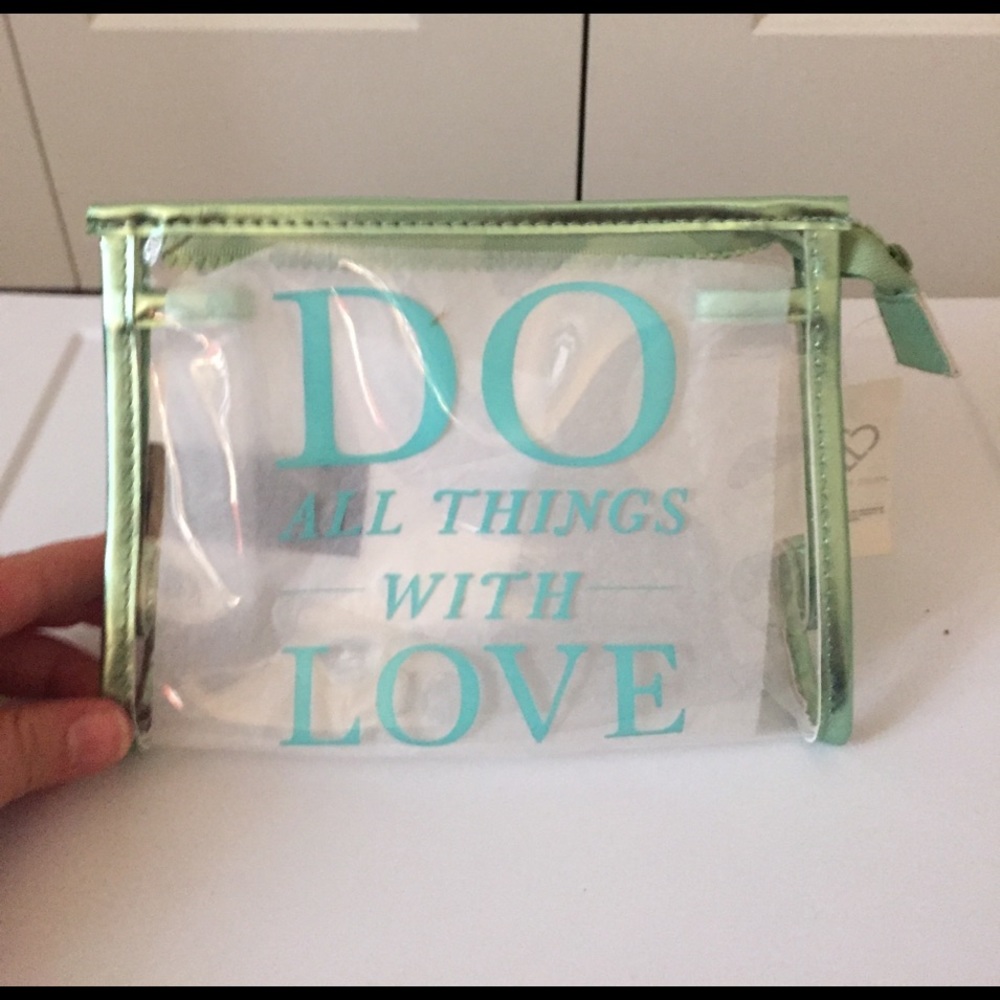Cosmetic bag