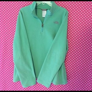 Good Condition Women's North Face pullover