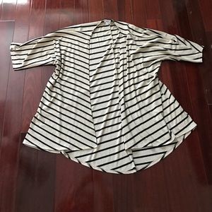 Lindsey kimono. Black and Tan. Size medium