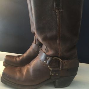 Frye mid calf boots. Style #77300