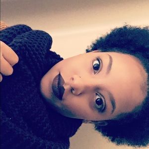 Meet your Posher, Jasmine