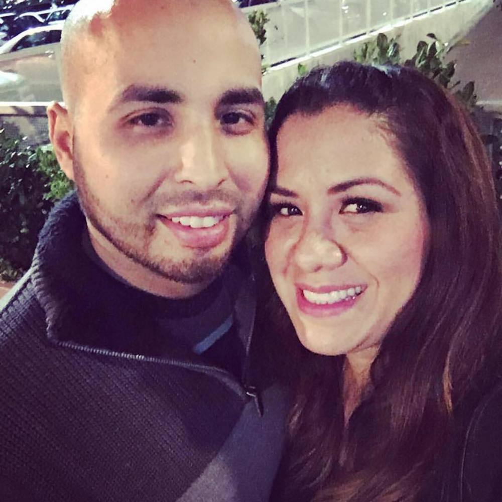 Meet your Posher, Elia