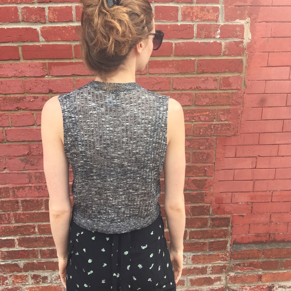 SOLD H&M crop sweater tank in heather grey