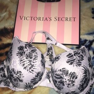 VS Pink Bra size 36 DD Brand New