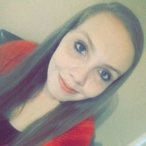 Meet your Posher, Cheyanne