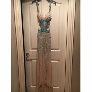 Prom dress by Jasz