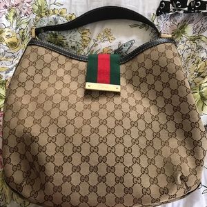 Authentic Gucci Shoulderbag