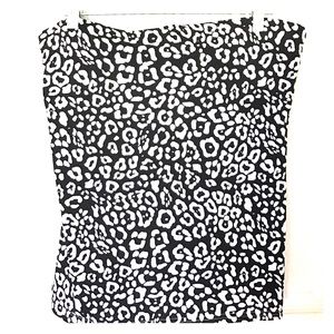 XL black & white leopard print tube top