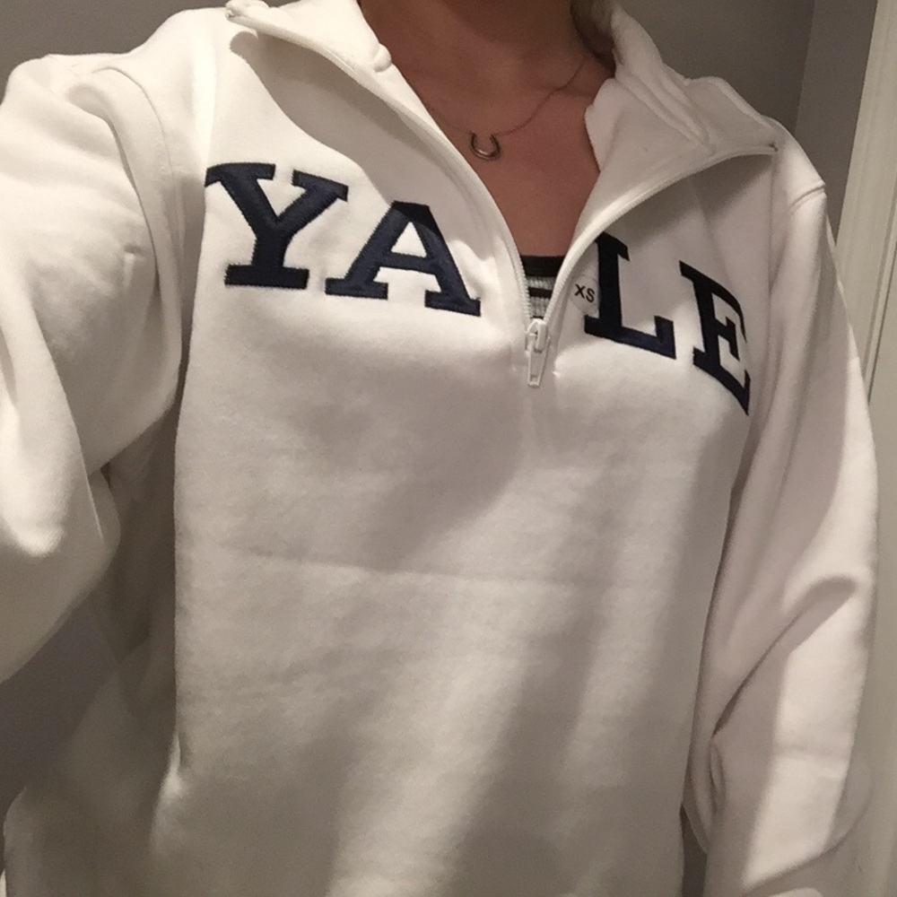 Yale Quarter zip sweatshirt
