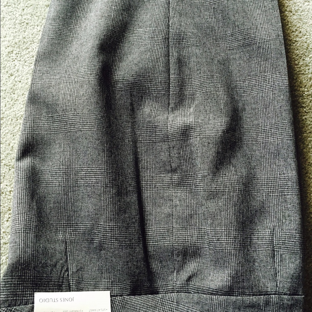 Jones Studio Classic Fit pants