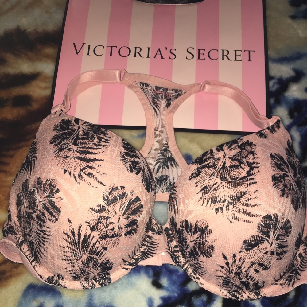 VS Pink Bra size 36 DD Brand New