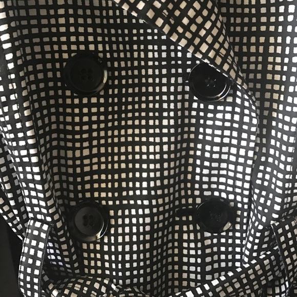 Spring/Fall Coat - Picture 2 of 2