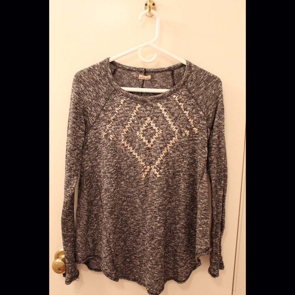 SWEATER
