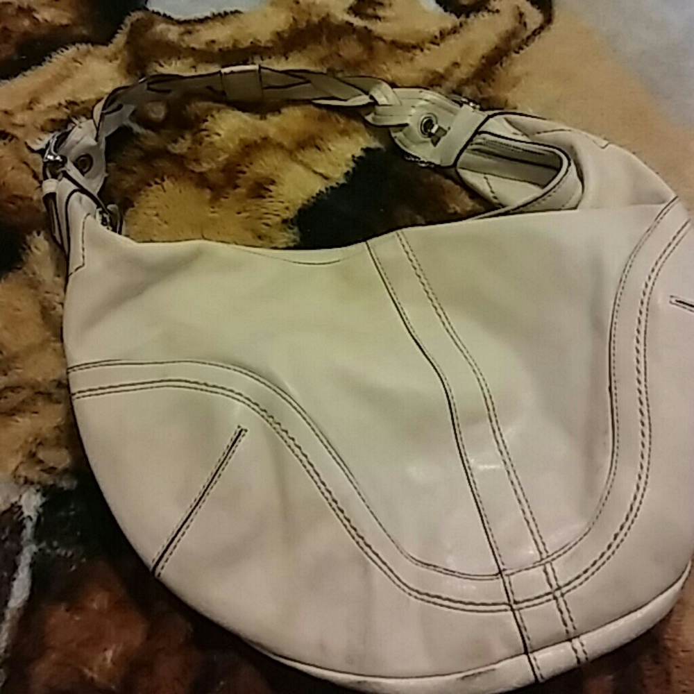 Coach purse - Picture 1 of 8