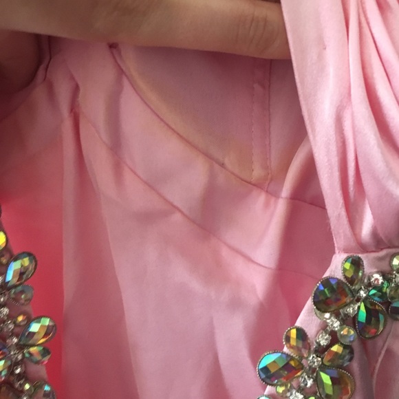 Beautiful Open Back Dress with Butterfly Details - Picture 7 of 7