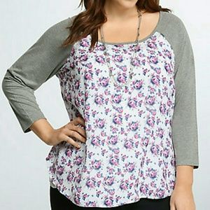 🎉🌟SALE🌟🎉NWT Torrid Size 4 Floral Raglan