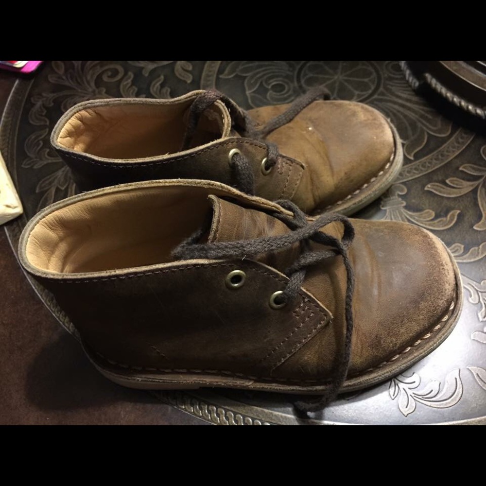 Boys Clarks