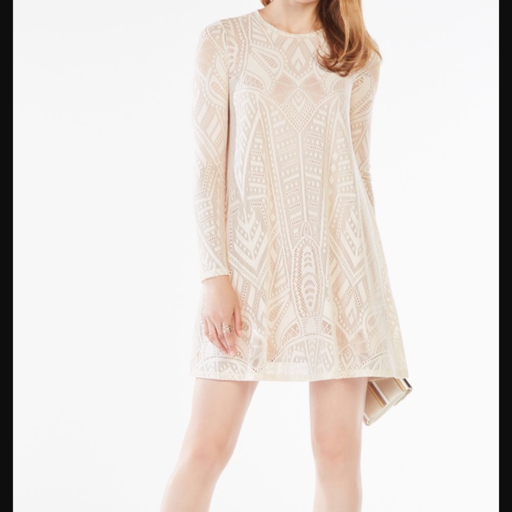BCBG Long-Sleeve Lace Dress 👗