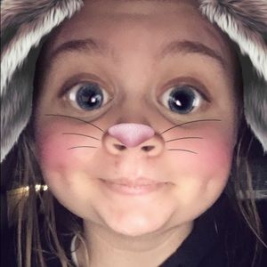 Meet your Posher, Libby