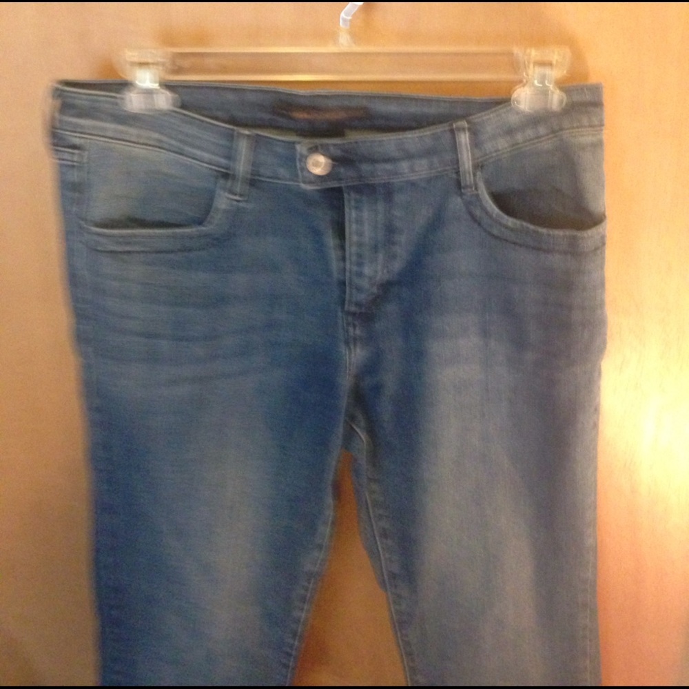 Levi jeans