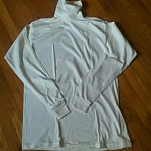 Medalist Size XL White Turtleneck