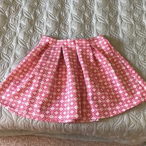 White and coral print skirt