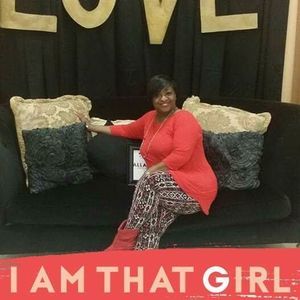 Meet your Posher, Sharlene