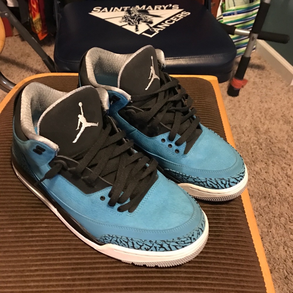 Air Jordan 3 powder blues