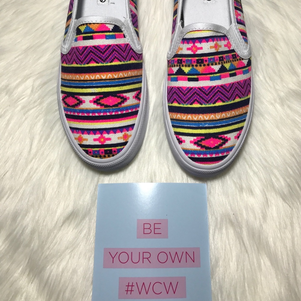 Chevron Tribal Aztec Print SlipOn Sneakers - Picture 3 of 4