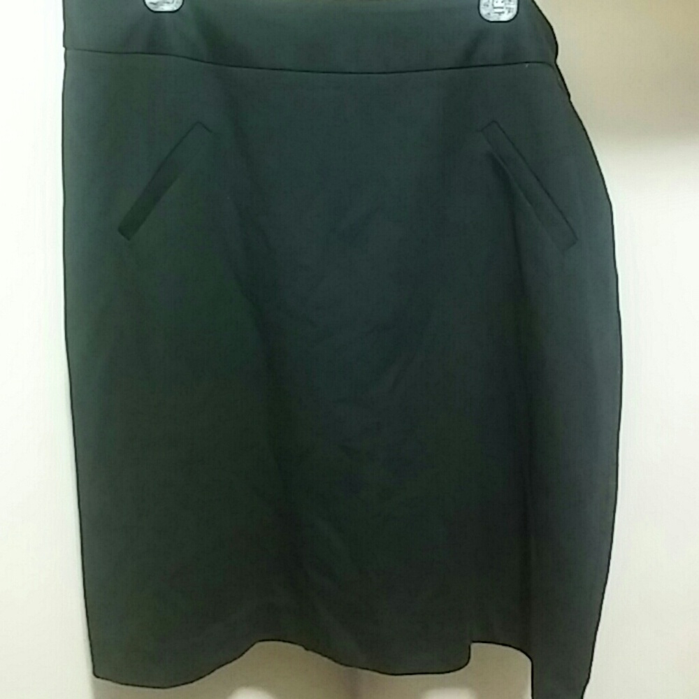 Black skirt