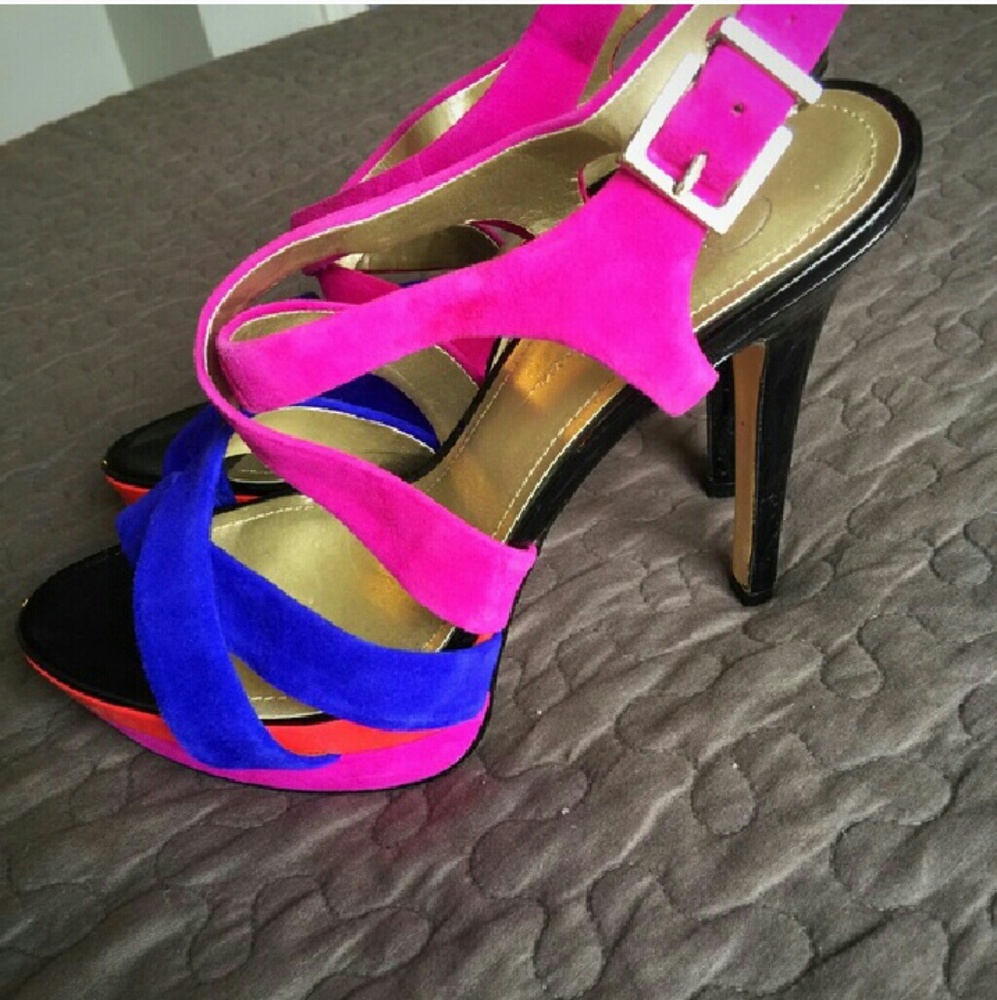Jessica Simpson 8.5