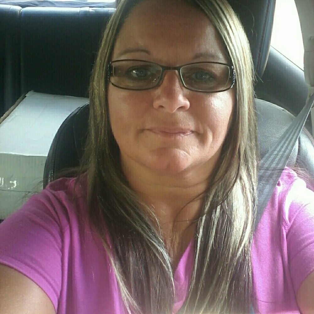 Meet your Posher, Ladena