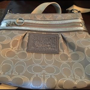 Coach Poppy purse