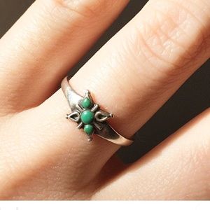 Vintage turquoise ring