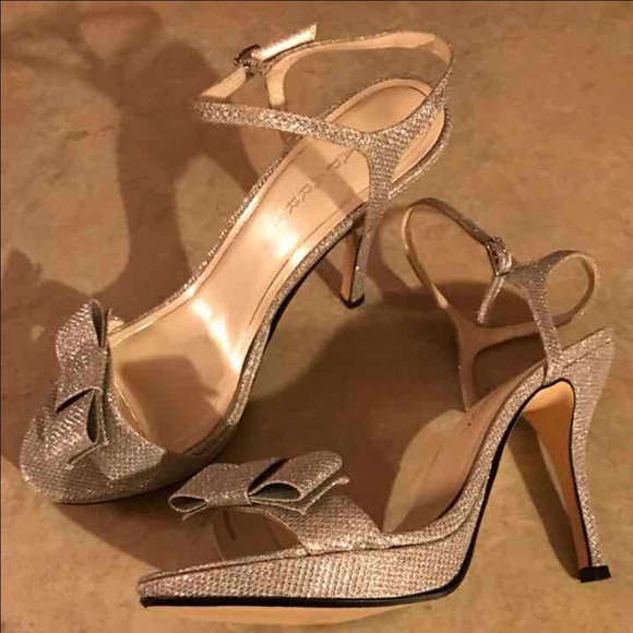 Gorgeous Silver Heels - Picture 2 of 3