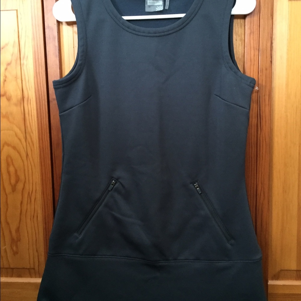 Athleta top