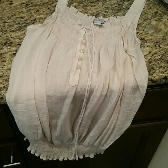 Top - Picture 2 of 2