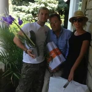 Meet your Posher, Robert