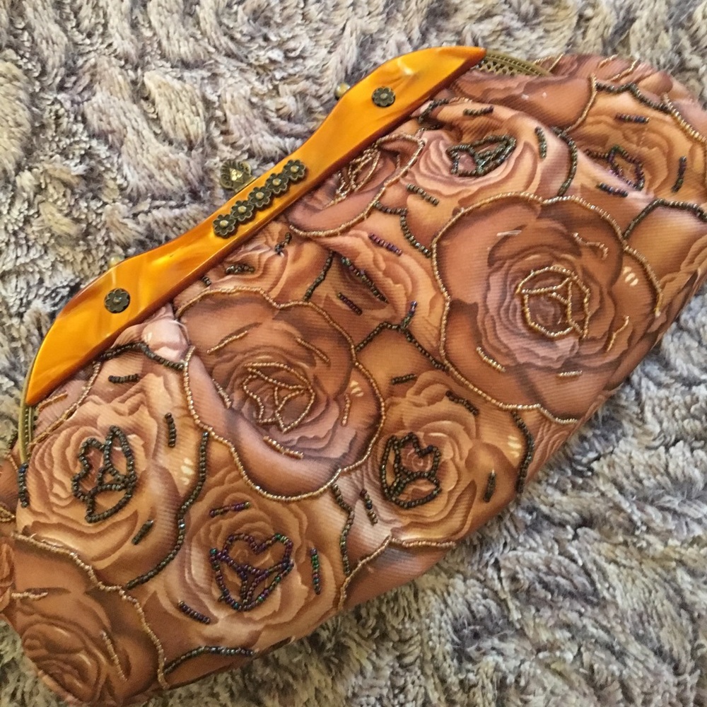 Bronze beaded hand bag