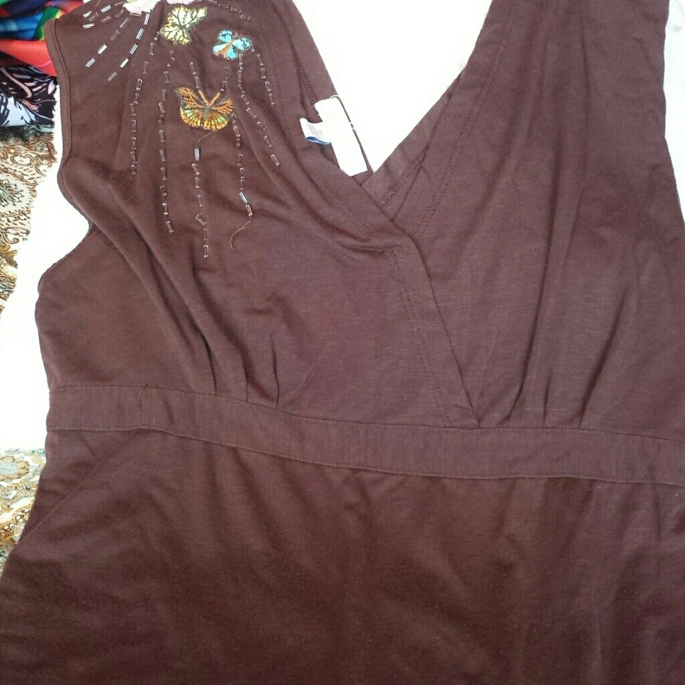 Bogari  75% silk 25% cotton v neck sleeveless top