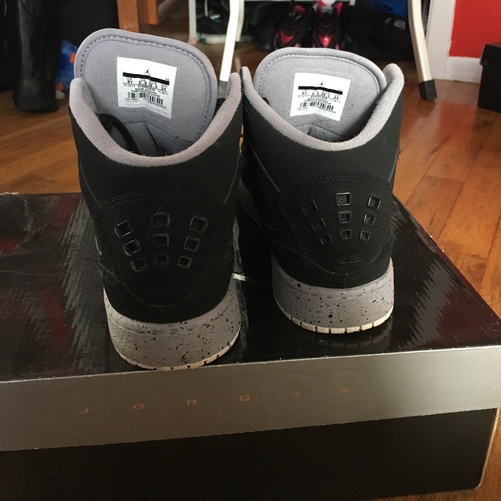 Jordan flights - Picture 2 of 5