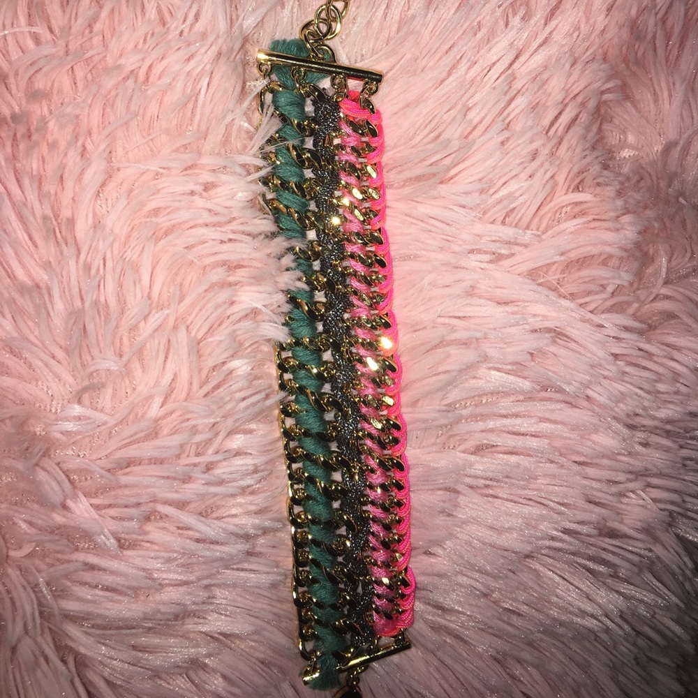 VS Bracelet - Picture 3 of 5