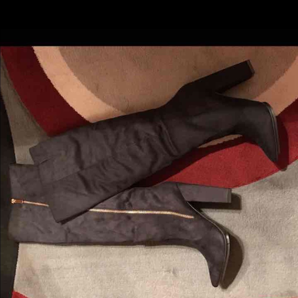 Boots - Picture 2 of 2
