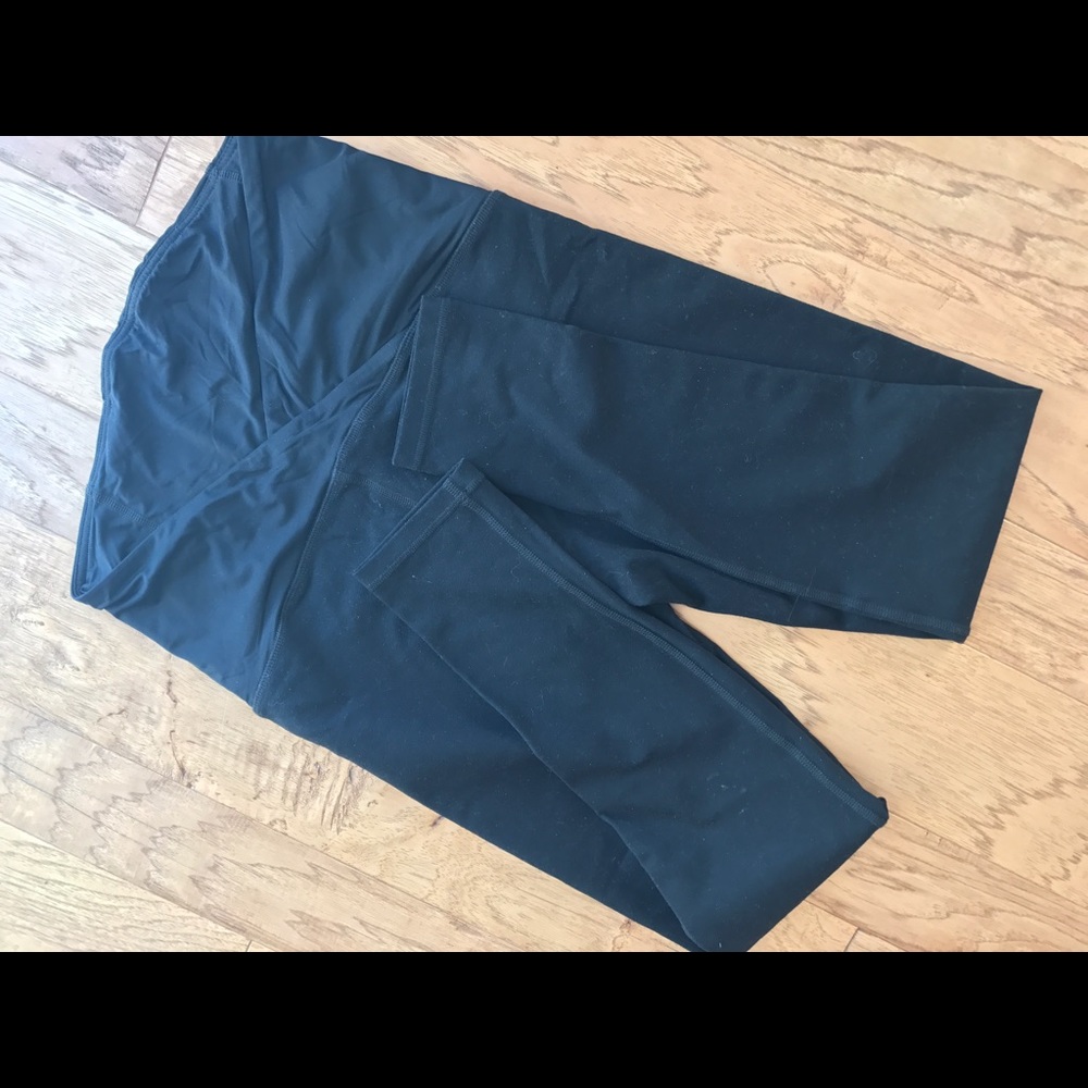 Maternity yoga by BeMaternity (M)