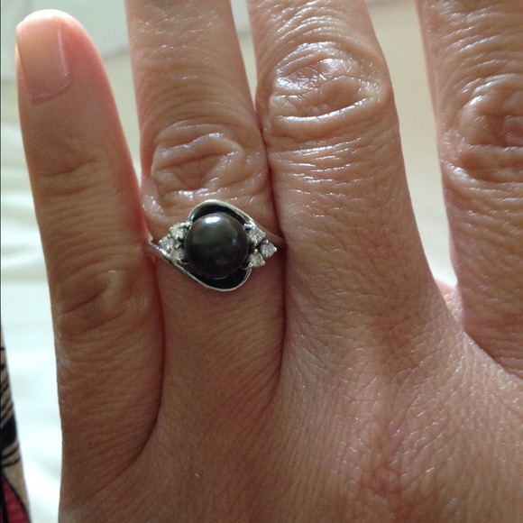 Tahitian pearl ring with diamonds - Picture 2 of 2