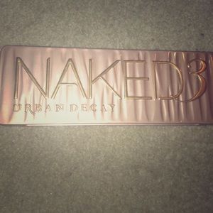 Urban decay naked 3