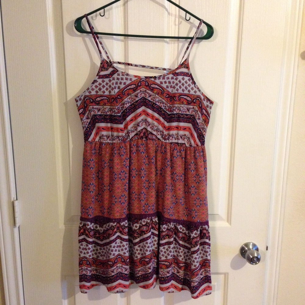 Fun Summer Dress - Picture 3 of 3
