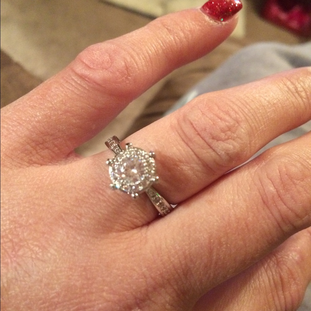 Unique diamond set