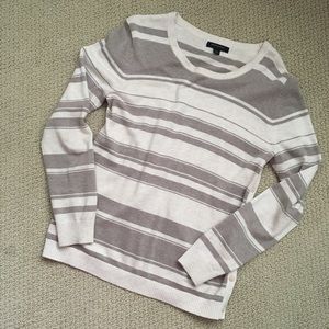 Banana Republic Side Button Sweater - M